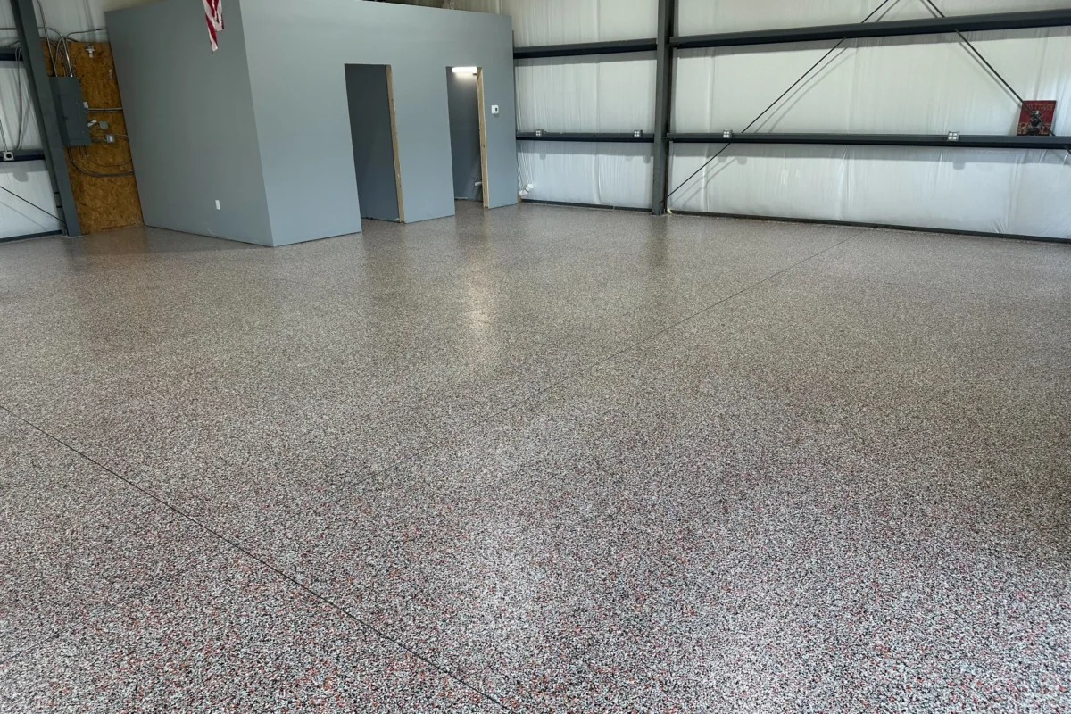 Garage flake epoxy floor installation