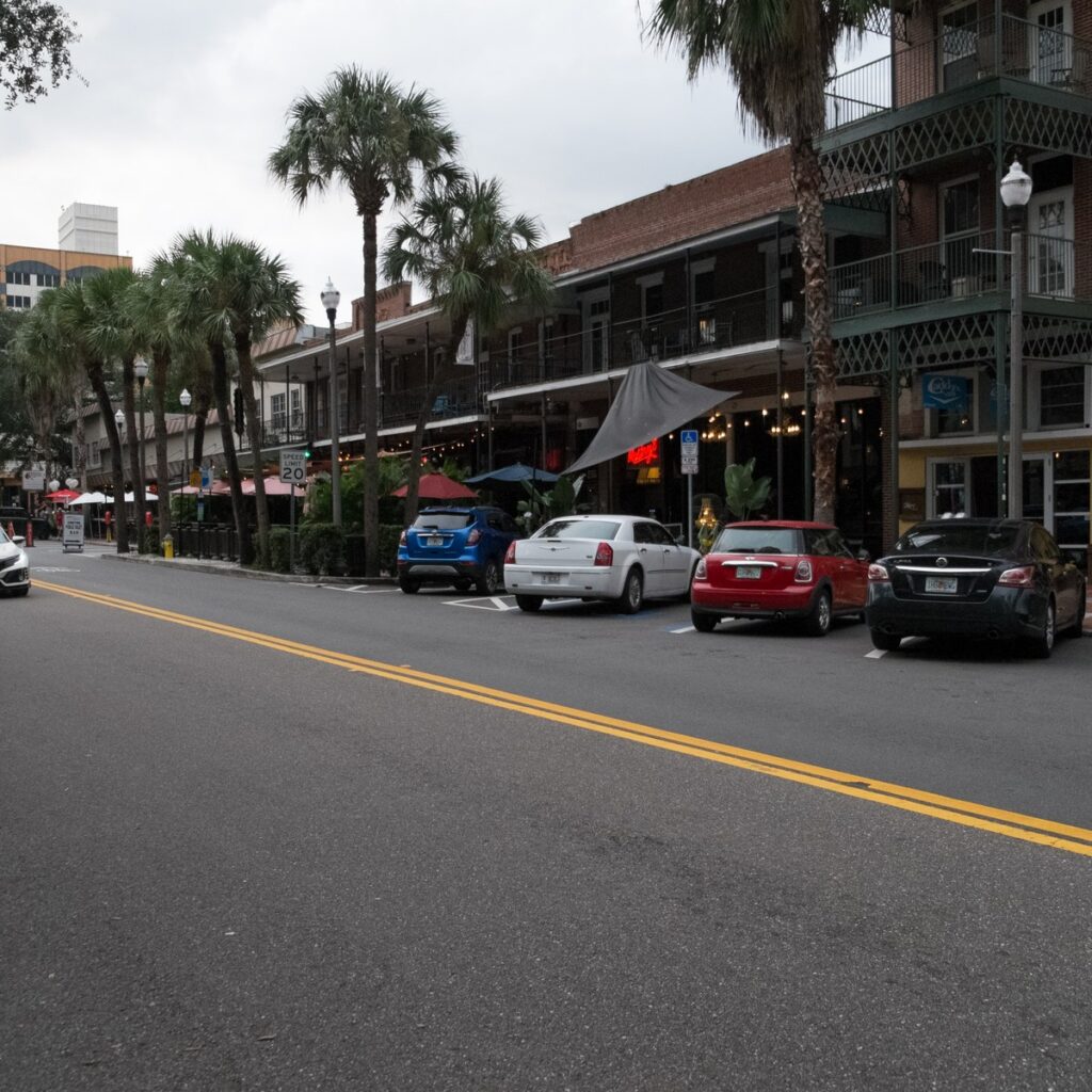St. Petersburg, FL &mdash; Tampa Bay epoxy garage floors for Old Northeast, Snell Isle, and Pinellas County